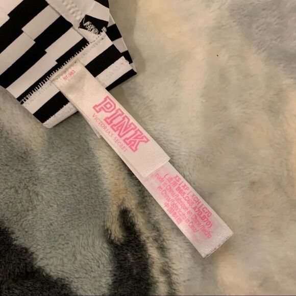 VS PINK | Bralette - Picture 6 of 6